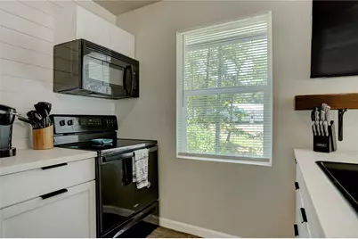 261 Commodore Drive, Livingston, TX 77351 - Photo 6