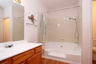 17631 Red Oak Dr, Houston, TX 77090 - Photo 14