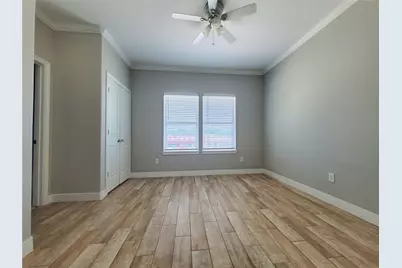 501 E Davis Street #1, Conroe, TX 77301 - Photo 10