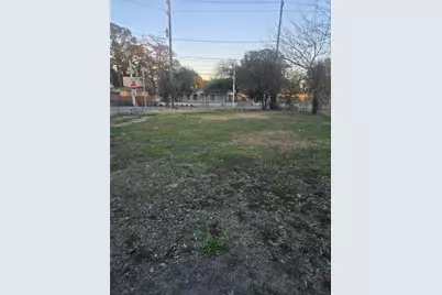 4615 Fulton Street, Houston, TX 77009 - Photo 2