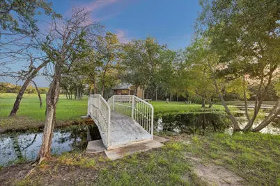 3685 Nixon Lake Road, Carmine, TX 78932 - Photo 10