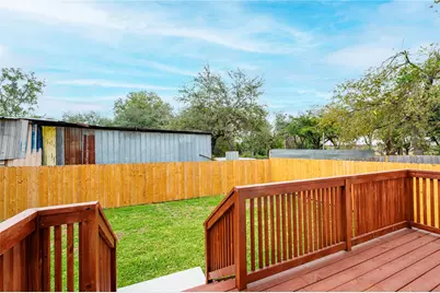 7709 Avenue L, Houston, TX 77012 - Photo 30