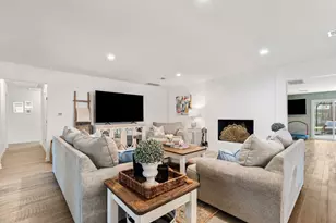 10619 Cranbrook Rd, Houston, TX 77042 - Photo 8