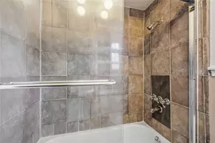 1409 Maryland St, Houston, TX 77006 - Photo 18