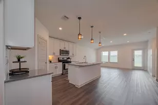 14519 Sweetwater Dr, Baytown, TX 77523 - Photo 12