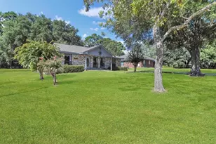 70 E Post Oak Ln, Shepherd, TX 77371 - Photo 2