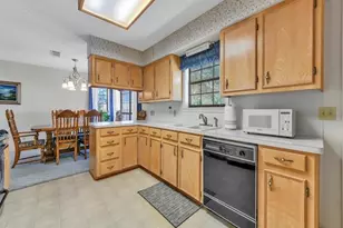 70 E Post Oak Ln, Shepherd, TX 77371 - Photo 10