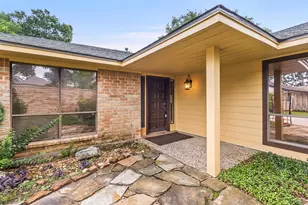 16426 York Minster Dr, Spring, TX 77379 - Photo 4