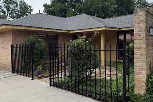 16426 York Minster Dr, Spring, TX 77379 - Photo 2