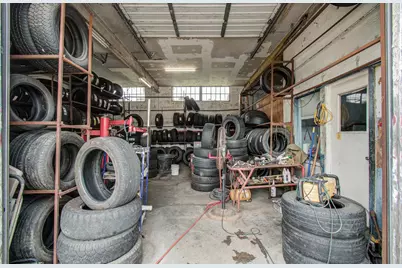 1701 Lee Drive, Baytown, TX 77520 - Photo 14