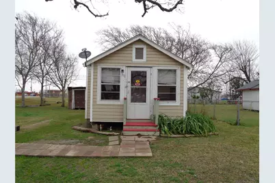 310 S Avenue D, Freeport, TX 77541 - Photo 1
