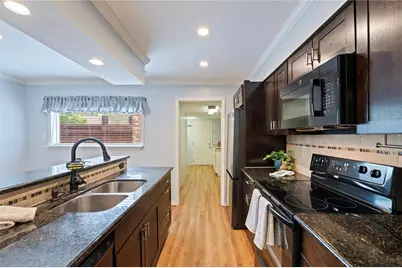 3 Dorado Drive, Friendswood, TX 77546 - Photo 12