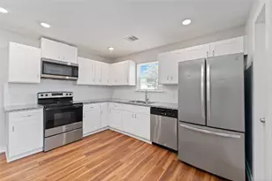 8617 Clarington St, Houston, TX 77016 - Photo 10
