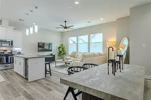 240 Julia St, Houston, TX 77022 - Photo 2