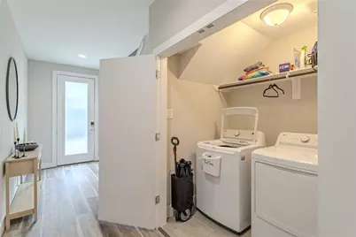 240 Julia Street #D, Houston, TX 77022 - Photo 18