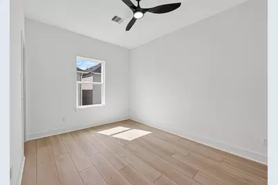 961 Highland Light Lane, Houston, TX 77091 - Photo 12