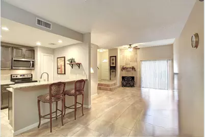 2220 Bering Drive #13, Houston, TX 77057 - Photo 4