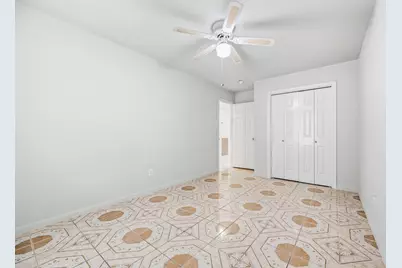 9619 E Withers Way Circle, Houston, TX 77065 - Photo 34