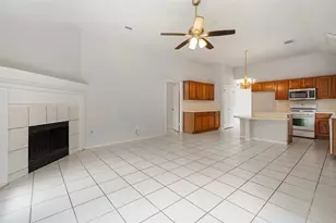 9619 E Withers Way Cir, Houston, TX 77065 - Photo 12