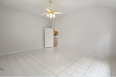 9619 E Withers Way Circle, Houston, TX 77065 - Photo 22