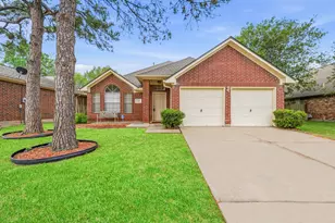 9619 E Withers Way Cir, Houston, TX 77065 - Photo 1