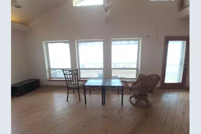 1823 Port O Call Street, Tiki Island, TX 77554 - Photo 4