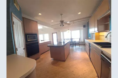 1823 Port O Call Street, Tiki Island, TX 77554 - Photo 12