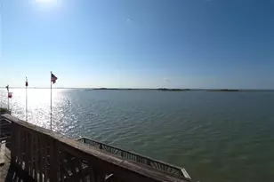 1823 Port O' Call St, Tiki Island, TX 77554 - Photo 36