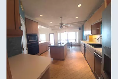 1823 Port O Call Street, Tiki Island, TX 77554 - Photo 14