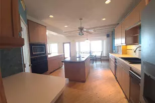 1823 Port O' Call St, Tiki Island, TX 77554 - Photo 14