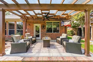 130 N Archwyck Cir, The Woodlands, TX 77382 - Photo 26