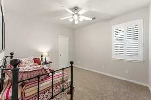 130 N Archwyck Cir, The Woodlands, TX 77382 - Photo 20