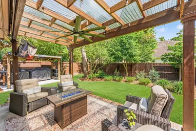130 N Archwyck Circle, The Woodlands, TX 77382 - Photo 32