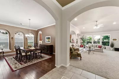 130 N Archwyck Circle, The Woodlands, TX 77382 - Photo 6
