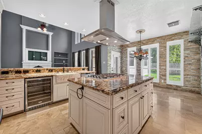 2321 S Lake Drive, League City, TX 77573 - Photo 14
