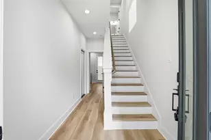 2306 Hoskins Dr, Houston, TX 77080 - Photo 2