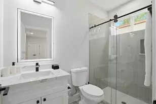2306 Hoskins Dr, Houston, TX 77080 - Photo 6