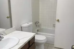 8323 Wilcrest Dr, Houston, TX 77072 - Photo 12