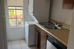 8323 Wilcrest Dr, Houston, TX 77072 - Photo 6