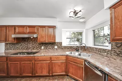 4712 Country Club View, Baytown, TX 77521 - Photo 26