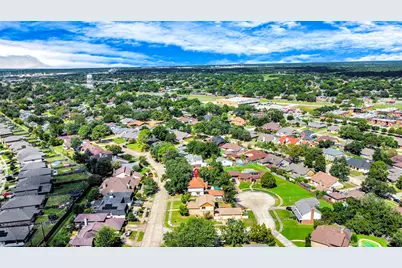 4712 Country Club View, Baytown, TX 77521 - Photo 6