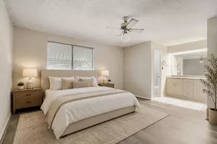10103 Inwood Shadows St, Houston, TX 77088 - Photo 14