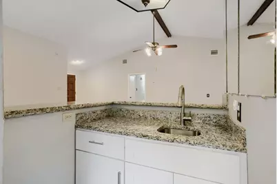 10103 Inwood Shadows Street, Houston, TX 77088 - Photo 10