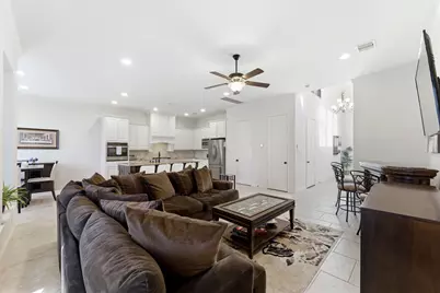 27 Daffodil Meadow Place, Tomball, TX 77375 - Photo 8