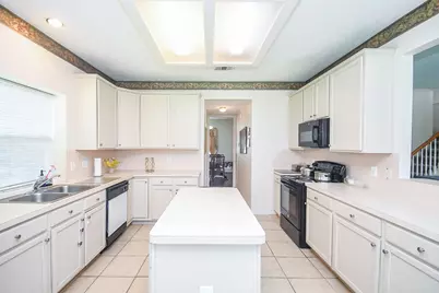 15715 Brookwood Lake Place, Sugar Land, TX 77498 - Photo 6