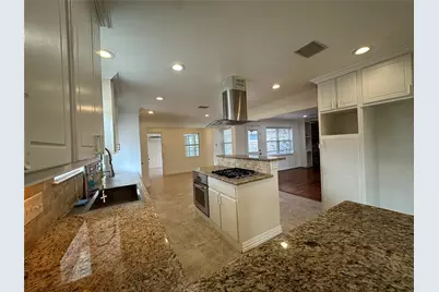 8522 Westview Drive, Houston, TX 77055 - Photo 8