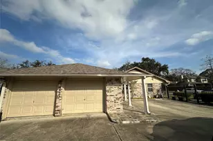 8522 Westview Dr, Houston, TX 77055 - Photo 32