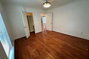 8522 Westview Dr, Houston, TX 77055 - Photo 20