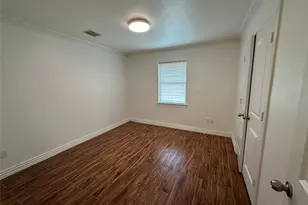 8522 Westview Dr, Houston, TX 77055 - Photo 22