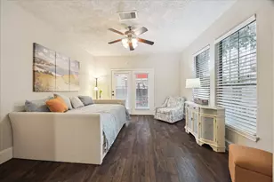 1110 W 25th St, Houston, TX 77008 - Photo 4